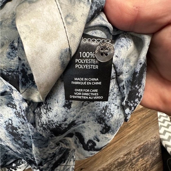 Eva Longoria Black and White Button Down Shirt with Unique Pattern - Picture 4 of 8